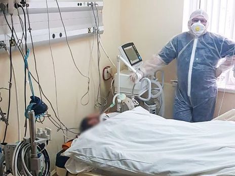 В Александровской больнице Киева двое пациентов с COVID-19 находятся в тяжелом состоянии – главврач