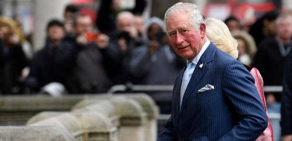 Принц Чарльз вылечился от коронавируса и возобновил работу