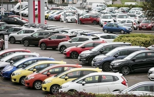 В Евросоюзе обвалились продажи автомобилей