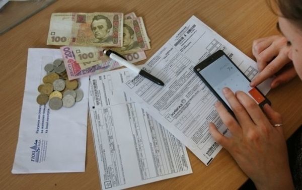 Украинцев предложили штрафовать за долги по коммуналке