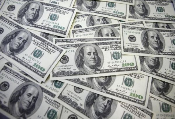     Курс доллара - эксперт предупредил о рисках резкой девальвации - новости Украина    