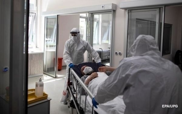 Каждый пятый больной COVID в Украине попадает в реанимацию