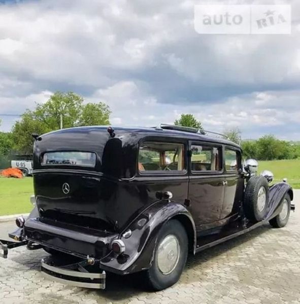 В Киеве Mercedes 1941 года продают за $120 000