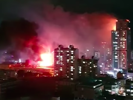 В Южной Корее загорелся 33-этажный жилой дом