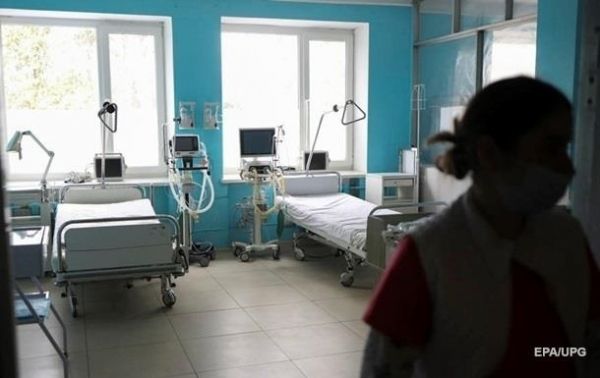 На Луганщине не хватает врачей: к борьбе с COVID привлекут пенсионеров