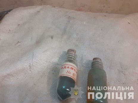 В одной из школ Харькова обнаружили колбы с боевым отравляющим веществом