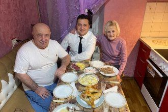     Порошенко лепит из своих конкурентов воплощение зла - новости Украины и мира    