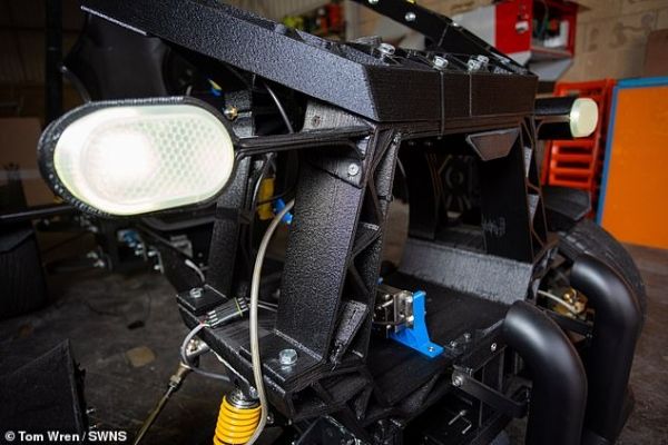 В Европе распечатали на 3D-принтере электромобиль