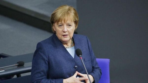 Меркель назвала следующую неделю самой тяжелой фазой пандемии