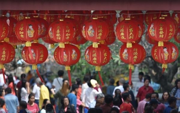 Китай заплатит гражданам, решившим отмечать Новый год дома