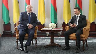     Почему Зеленскому лучше дружить с Лукашенко, а не с гастролирующей оппозицией - новости Украины и мира    
