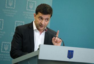     Зеленскому готовят новые конституционные полномочия - что известно    