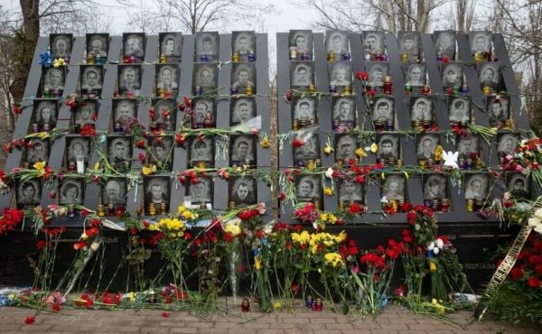 Зеленский напомнил о седьмой годовщине начала расстрелов на Майдане
