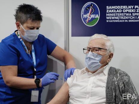 В Польше будут бесплатно вакцинировать граждан Украины