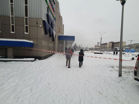В Черновцах в торговом центре произошел взрыв