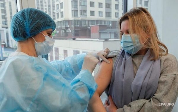 Степанов рассказал, сколько вакцин должна получить Украина по контрактам