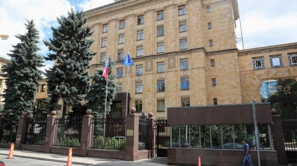 В России намекнули на закрытие чешского посольства в Москве