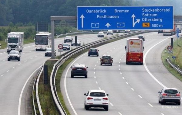 Суд ЕС признал незаконным новый дорожный сбор в Германии