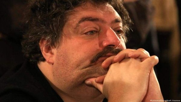 Дмитрия Быкова и Алексея Навального отравили одни и те же агенты ФСБ, — СМИ