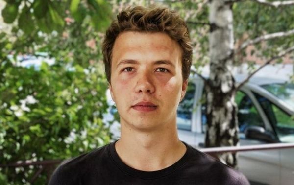 Протасевича и его девушку перевели под домашний арест