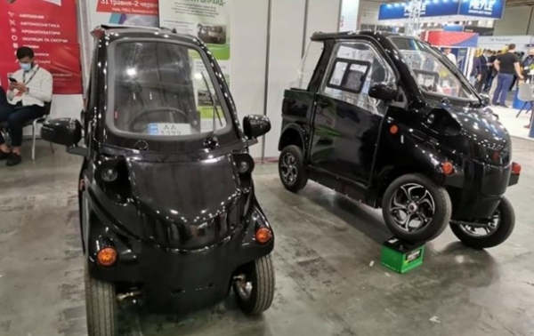 В Украине  представили две модели электромобилей