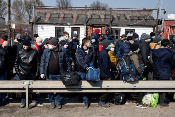 Вернуть мигрантов и преодолеть безработицу: реальность или утопия 
