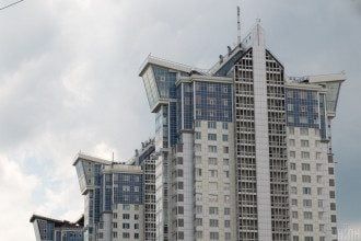     Нельзя купить квартиру и открыть счет в банке: в Украине устроят тотальную проверку доходов    