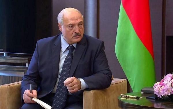 Лукашенко заявил о готовности превратить Беларусь в военную базу РФ