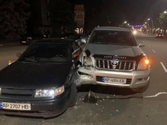 В Мелитополе водитель ВАЗа, которого протаранил внедорожник полицейского, попал в больницу