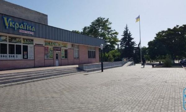 Пункт обогрева в зимнем Геническе откроют в кинотеатре "Украина"