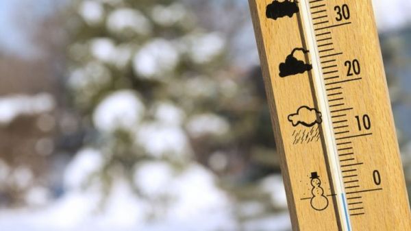 Короткое потепление и снегопад на выходных: в Днепр идет зима