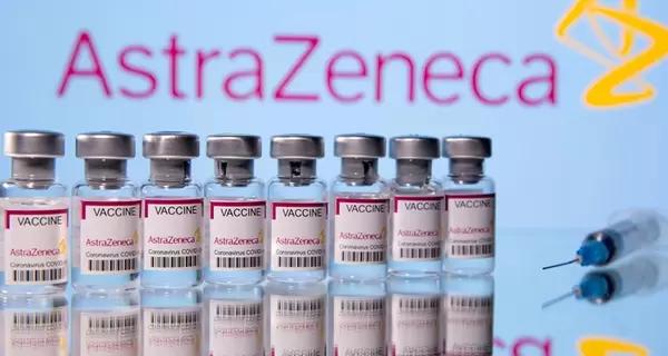 AstraZeneca заявила, что третья доза ее вакцины серьезно усиливает иммунитет к штамму Омикрон - Коронавирус