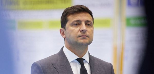 
Зеленский ввел санкции против владельцев новых каналов из окружения Медведчука 