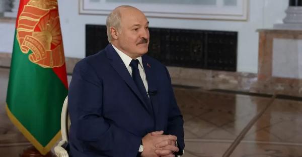 Лукашенко заявил, что мигрантам в Беларуси пытались перебросить оружие из Украины - Новости политики