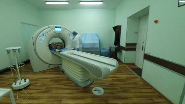 В днепровской городской больнице №9 появилась современная лаборатория ПЦР-диагностики
