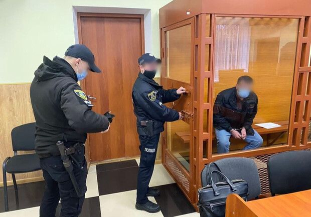 Под Киевом мужчина сжигал авто друзей своей жены, чтобы привлечь ее внимание 