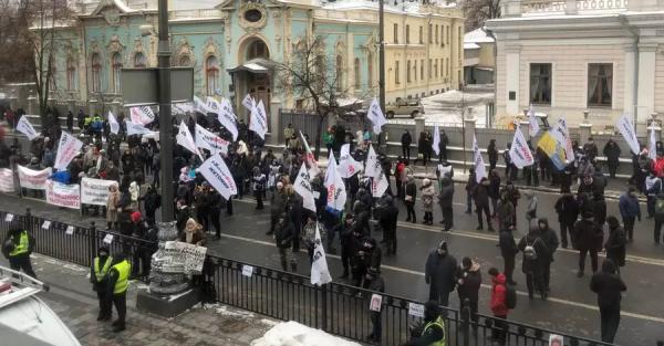 Налоговое кольцо сжимается: почему протестуют ФОПы и чем грозят предложения властей продавцам, айтишникам и парикмахерам - Новости экономики