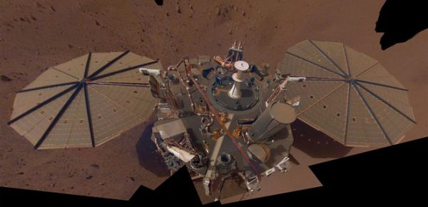 
Неподвижный робот NASA на Марсе ушел в спячку. На Красной планете – буря 
