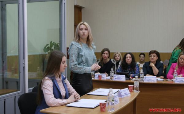 Адвокати, прокурори та судді: студенти-правники показали себе у Вінницькому міському суді                      
