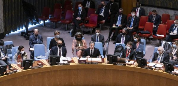 
Россия обвинила Украину в невыполнении Минска, другие члены Совбеза ООН обвинили в этом РФ 