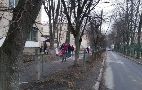 У Вінниці знову повідомили про «замінування» закладів освіти і ТРЦ                    
