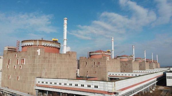 Войска РФ поставили гаубицы и угрожают ударить по Запорожской АЭС - Безуглая