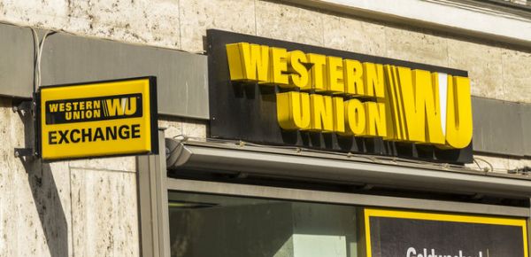 
Western Union останавливает денежные переводы в Россию и Беларусь 