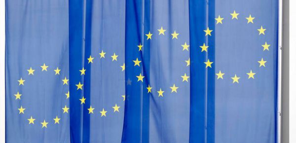 
Евросоюз планирует создать фонд солидарности с Украиной 