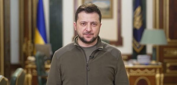 
Зеленский анонсировал существенное снижение налогов для бизнеса: детали 