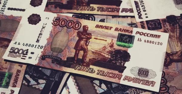 Эксперт о российской экономике: Это как курица с отрубленной головой, которая еще побегает некоторое время - Новости экономики