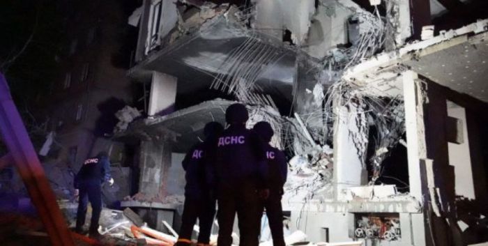 Житловий будинок Києва після удару ракетою