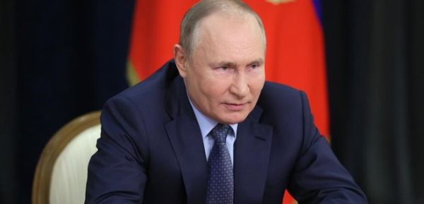 
9 мая Путин пошлет Западу предупреждение о "судном дне" – Reuters 