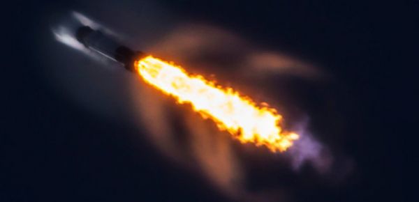 
На Луне заметили аномальный кратер от корпуса ракеты, но что упало, пока неизвестно: фото 