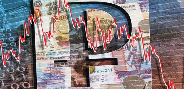 
Россия готовится к дефолту: Путин запретил платить по внешним долгам в валюте 
